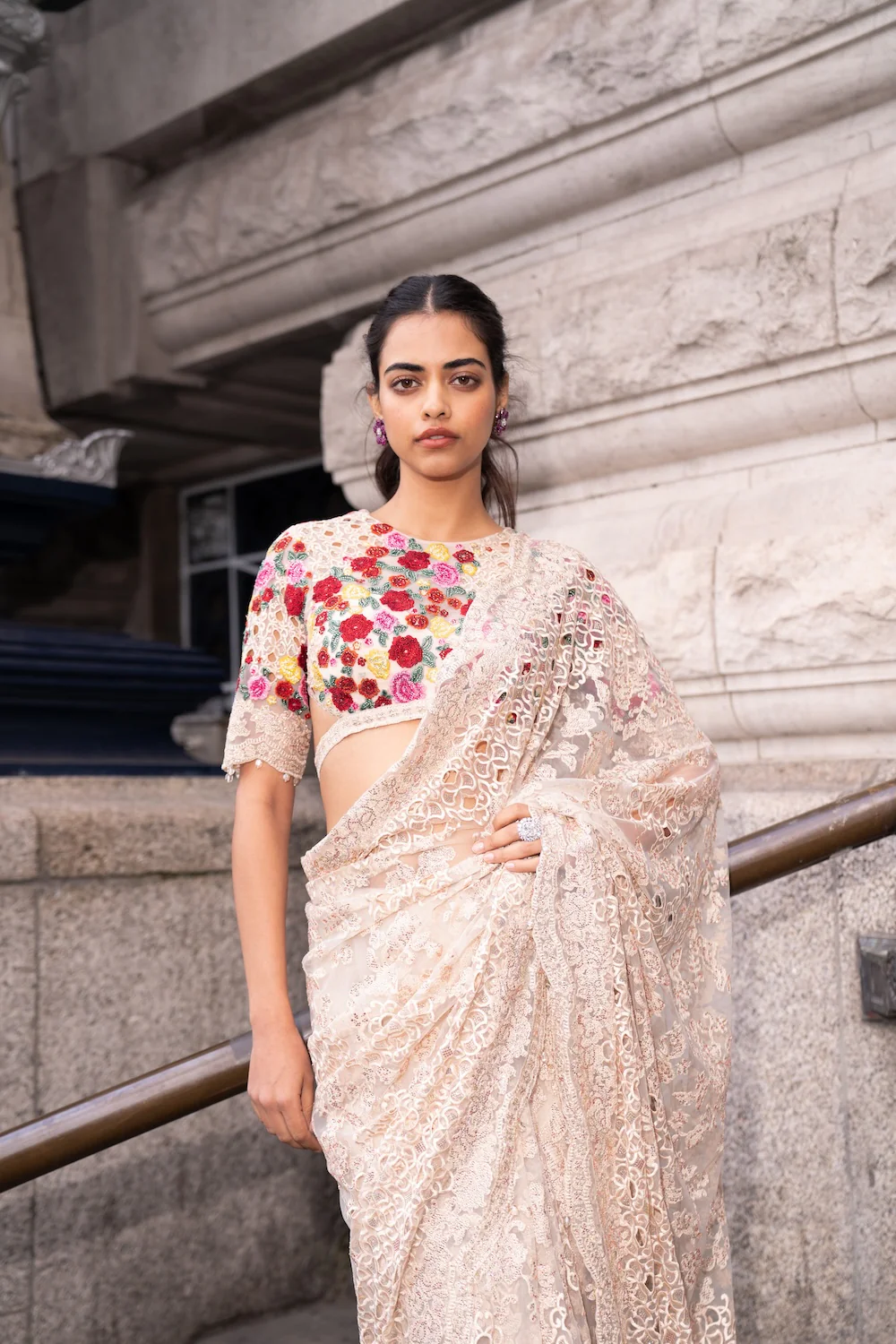 Beige Multi-Coloured Thread Work Saree - Image 4